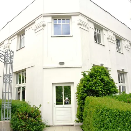 Haus Am Park Whg 02 Hotel Ostseebad Kühlungsborn